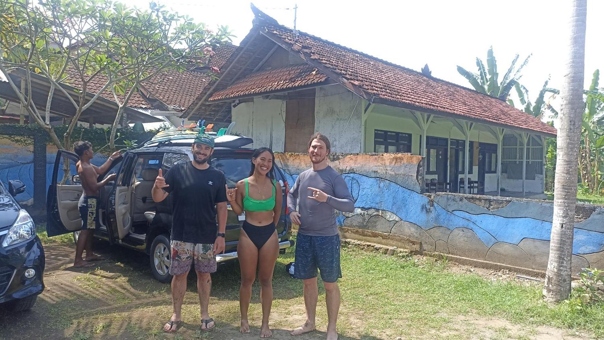 Апартаменты Ayolah Surf House &Surf Camp Jembrana  Экстерьер фото
