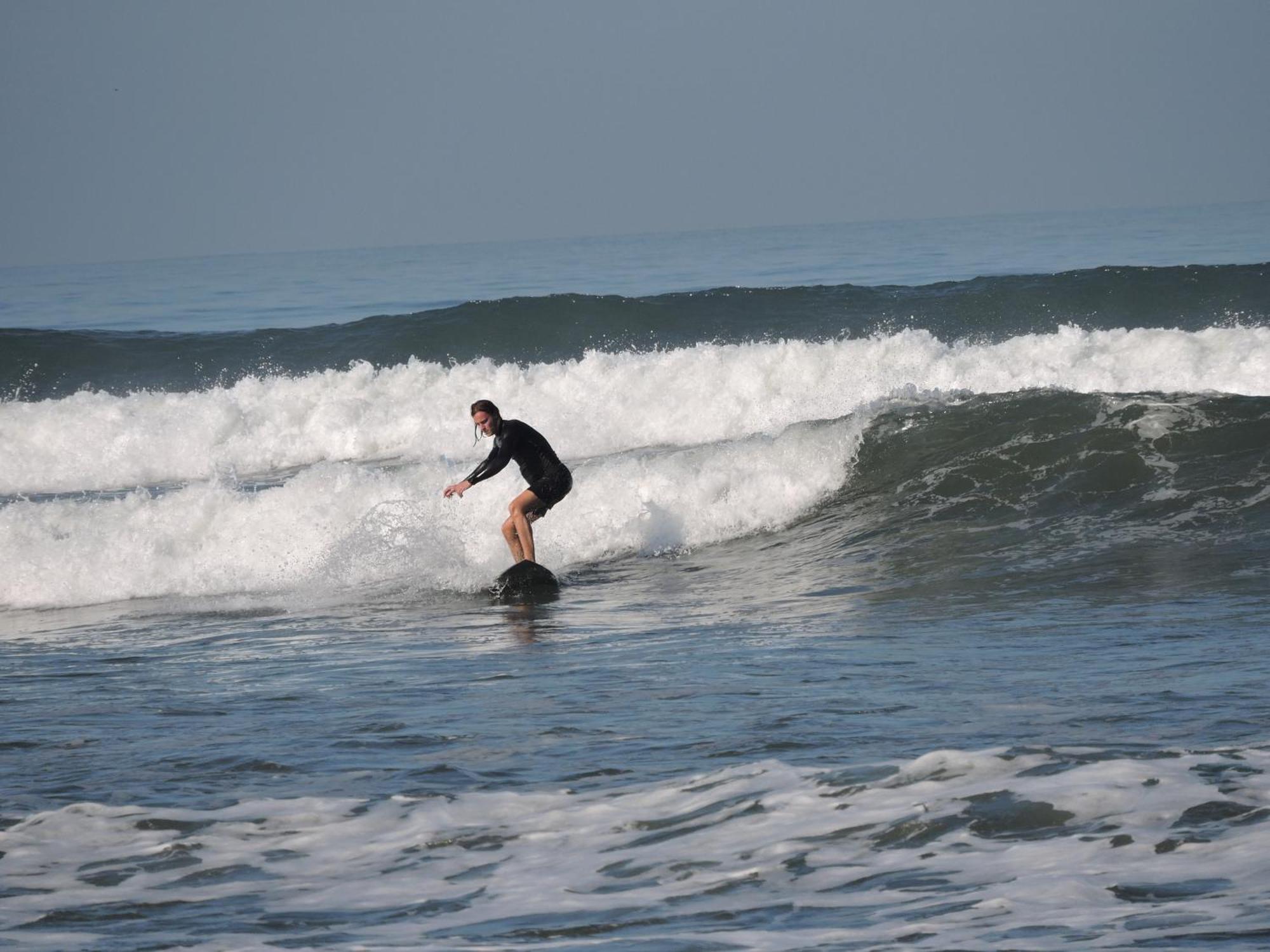 Апартаменты Ayolah Surf House &Surf Camp Jembrana  Экстерьер фото