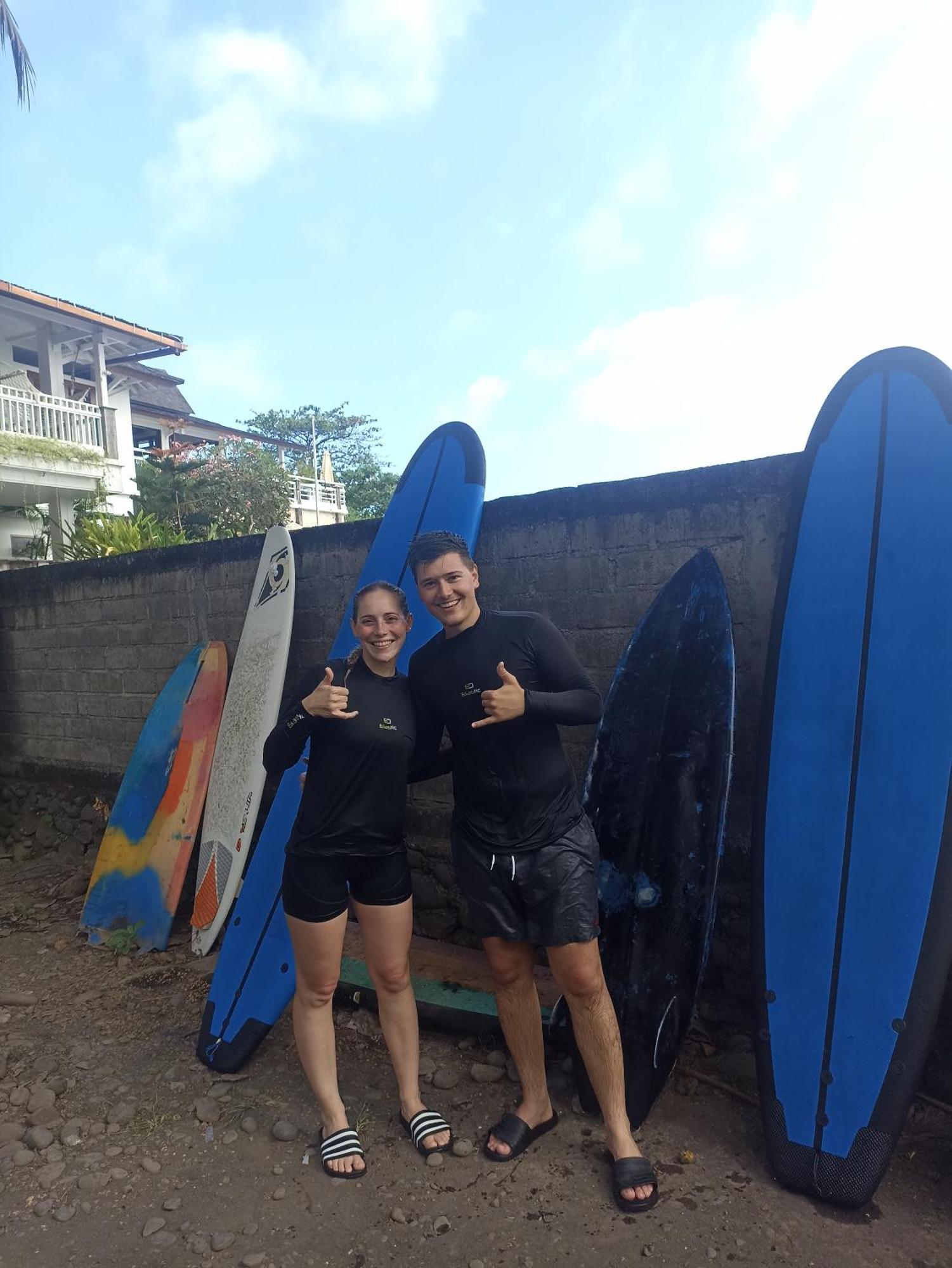 Апартаменты Ayolah Surf House &Surf Camp Jembrana  Экстерьер фото
